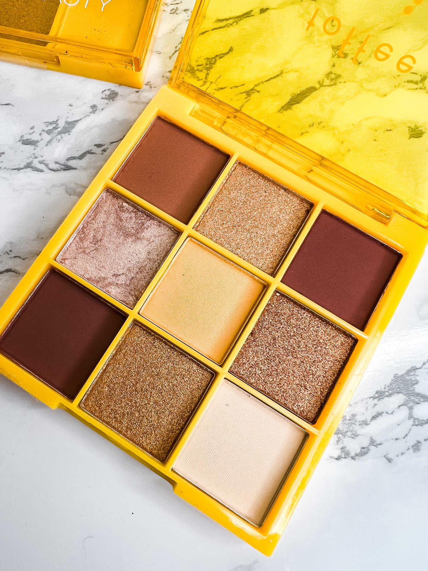 Paleta de Sombras Toffee Brown -Ddonna-
