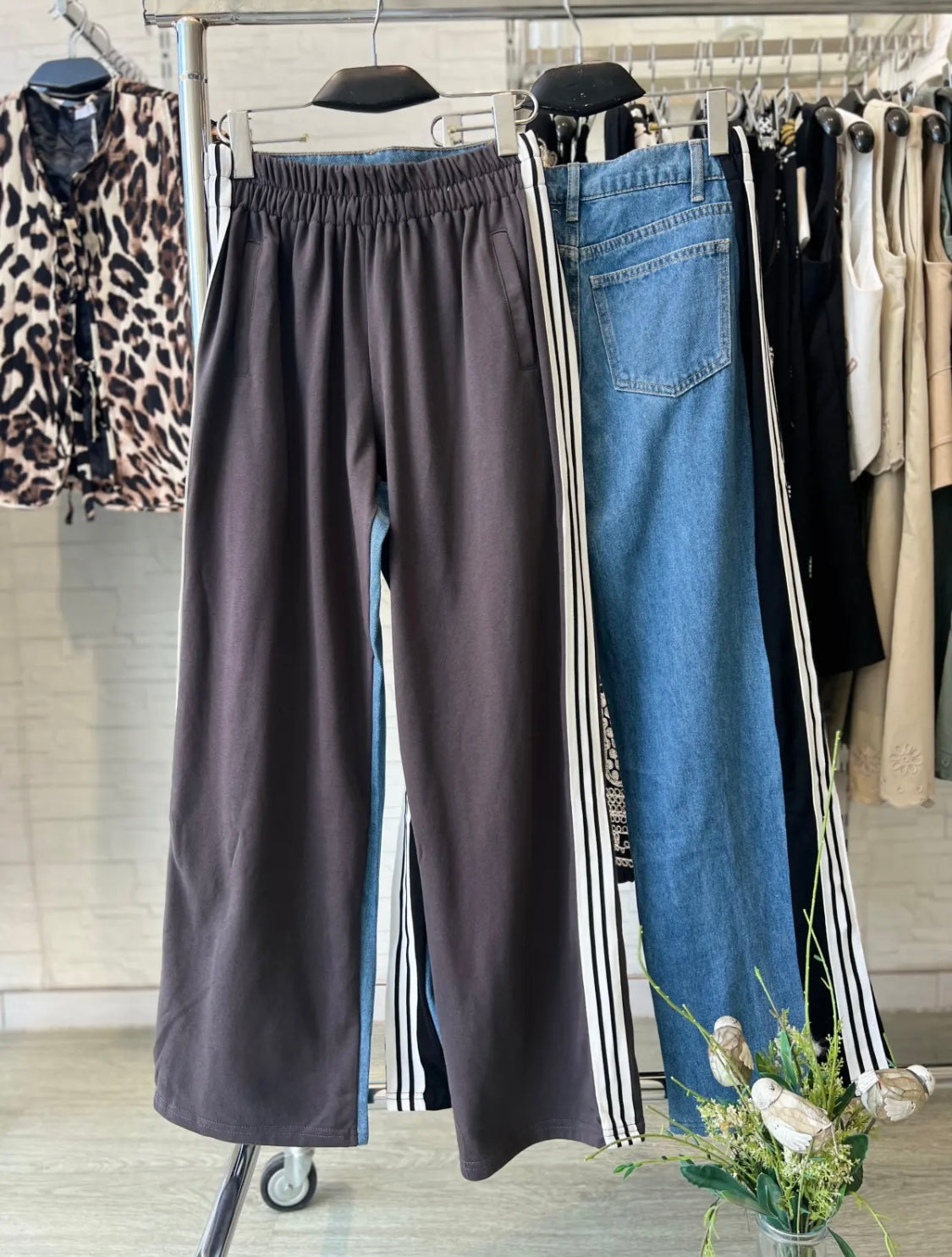 Pantalón Denim Combinado Gris Oscuro